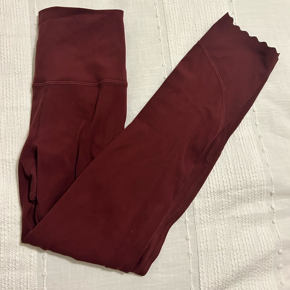 Lululemon ~ Align High Rise 23” ~ Size 4